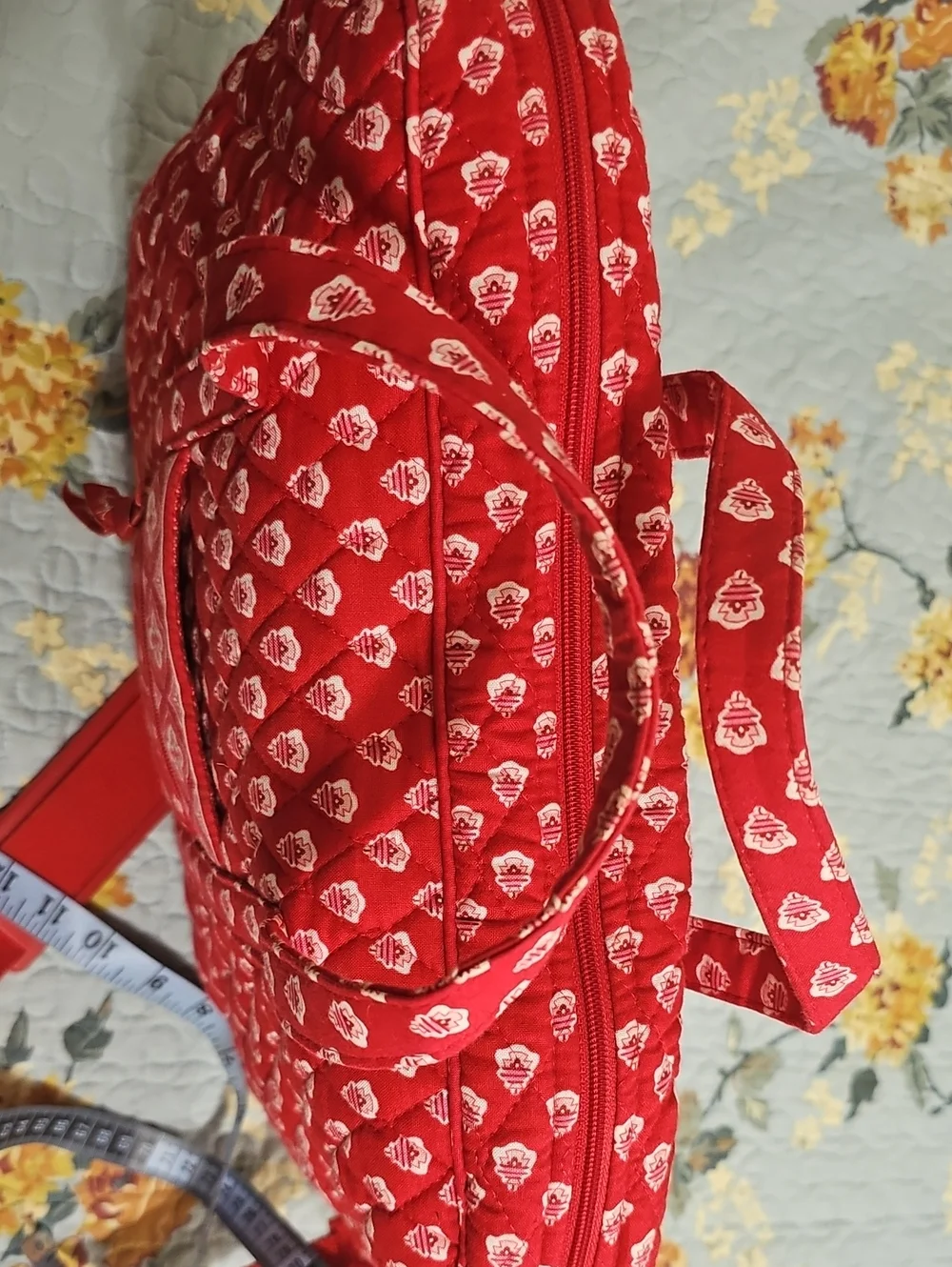 Vera Bradley Laptop Bag, School Bag, Crafts & Books Bag. Washable. Aprox 11